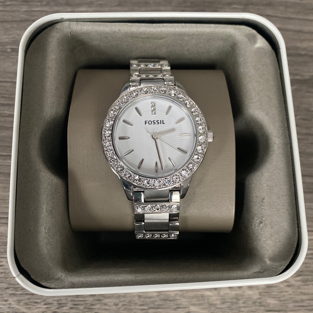 Fossil Women’s Jesse Stainless Steel Bracelet Watch